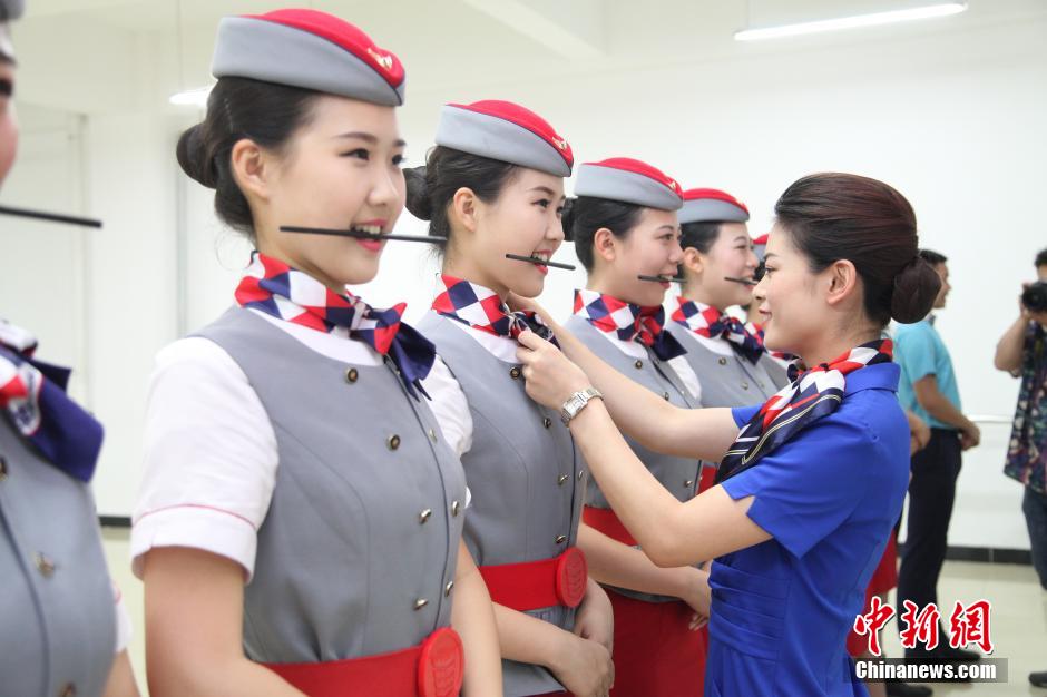 如何利用期权做空波动率?做空波动率有什么风险和收益?